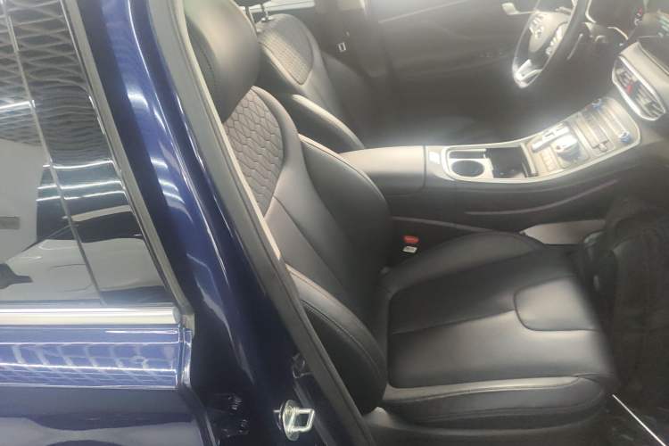 Used Hyundai Santa Fe 2023 Traveler 380T GDi Automatic All-Wheel Drive TOP HTRAC Flagship Edition