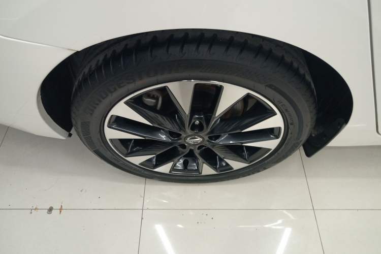 Used Nissan Lannia 2021 1.6L CVT Smart Connect Smart Cool Edition
