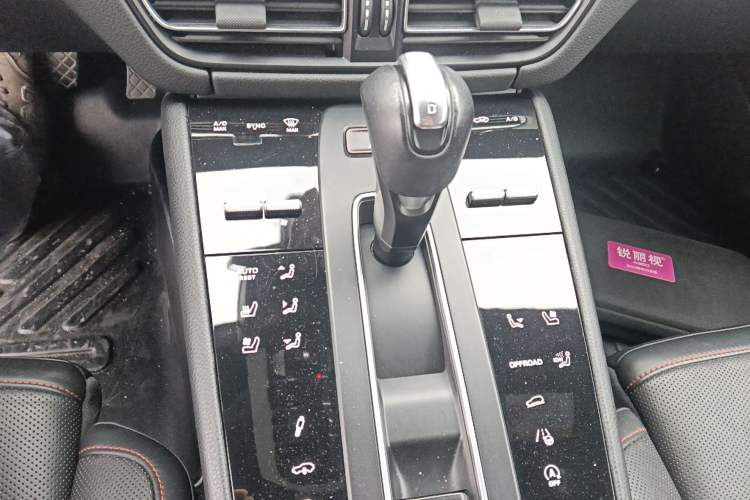 Used Porsche Macan 2022 Macan S 2.9T
