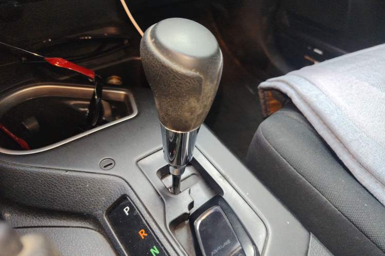 Used Toyota RAV4 2016 2.0L CVT Two-Wheel Drive Comfort Edition China V Standard
