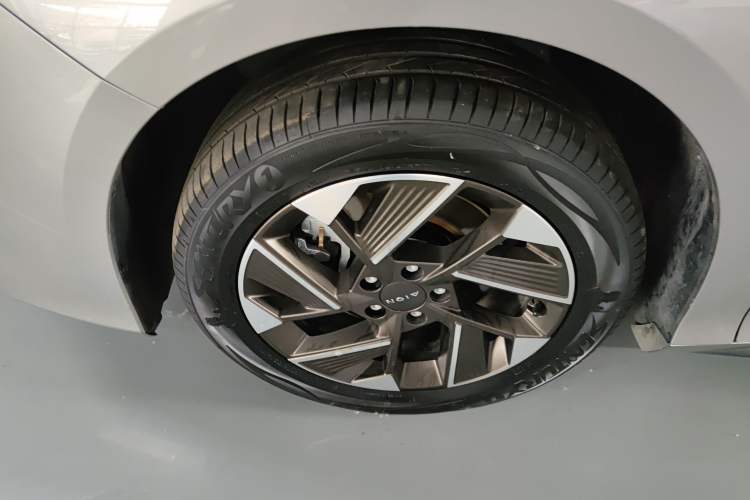 Used AION S Plus 2026 Model Luxury Edition Left Front Wheel Hub