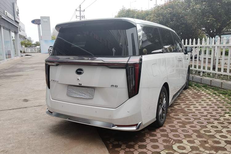 Used GAC Trumpchi Xiangwang M8 2025 Kunkun Series Max Luxury Cabin Rear Right 45 Deg