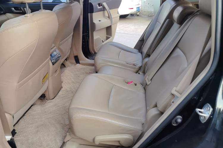 Used Toyota Highlander 2009 2.7L Two-Wheel Drive 7-Seater Luxury Edition