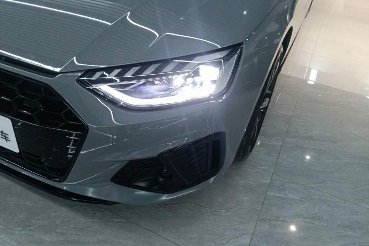 Used Audi A4L 2025 2 Million Units Enjoyment Version 40 TFSI Luxury Dynamic Edition
