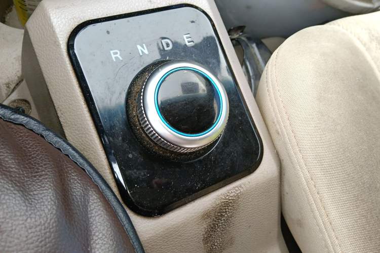 Used Dongfeng Xiaokang EC36 2022 Standard Edition CATL Battery Gear Lever