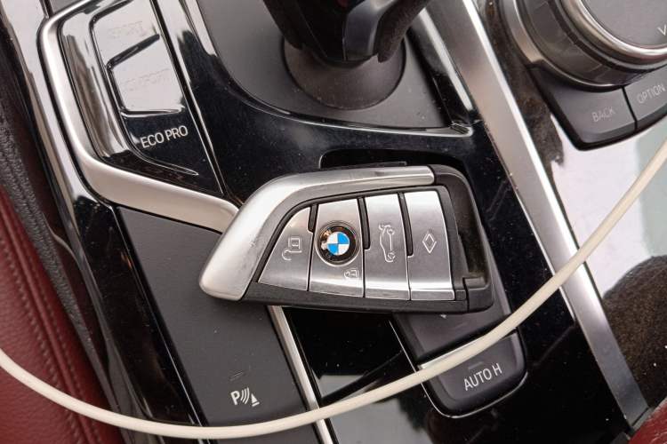 Used BMW 5 Series 2018 Restyled 530Li Leading Edition M Sport Package
