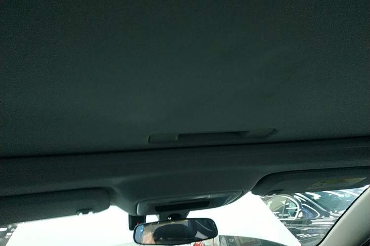 Used Chevrolet Malibu XL 2018 530T Automatic RuiChi Edition Headliner