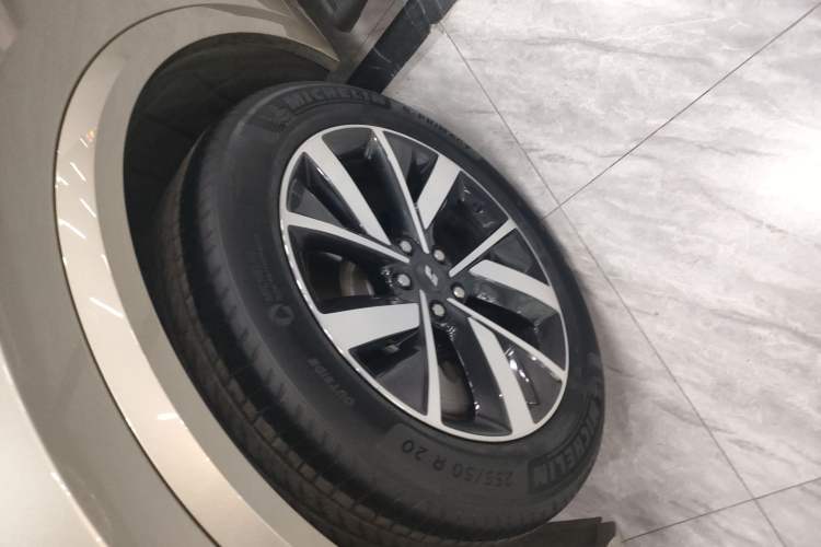 Used Li Auto L8 2023 Air model