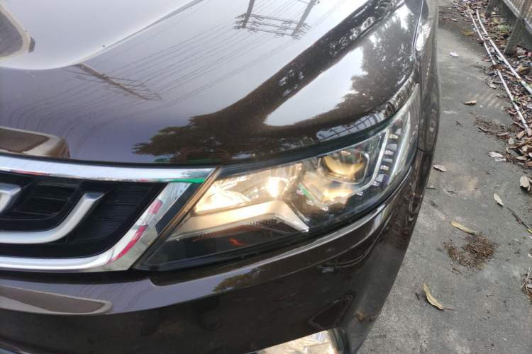 Used Geely Auto Vision X6 2016 1.8L Manual Luxury Model