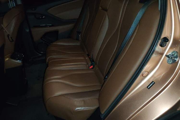 Used Acura CDX 2016 1.5T Two-Wheel Drive Deluxe Edition Left Rear Seat