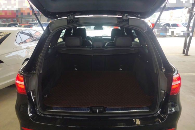 Used Mercedes-Benz GLC 2019 Facelift GLC 260 L 4MATIC Luxury Model
