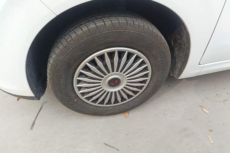 Used Wuling Hongguang New Energy 2025 Extended-Range Hybrid 50 km Standard Version Exterior 4