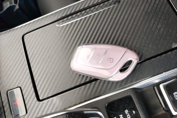 Used Roewe i6 MAX 2020 300TGI Automatic Sporty Cool Edition