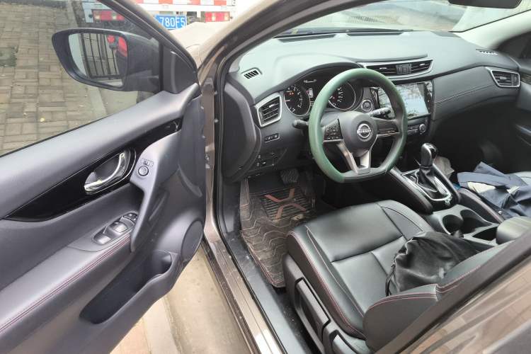 Used Nissan Qashqai 2023 Classic 2.0L CVT XV Comfort Edition