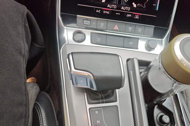 Used Audi A6L 2021 45 TFSI Prestige Dynamic Edition Gear Lever