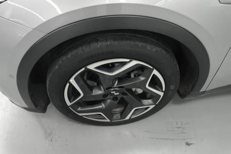 Used ONVO L60 2024 60 kWh Rear-Drive Version