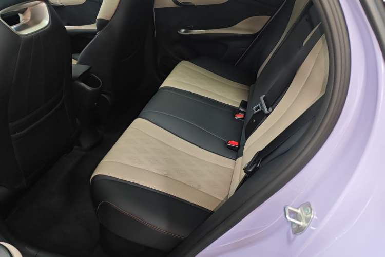 Used BYD Dolphin 2024 Honor Edition 420km Fashion Version
