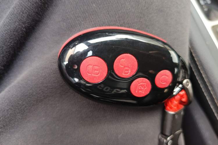 Used BYD Song MAX 2018 1.5T Automatic Smart Connect Luxury 6-Seater
