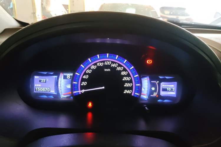 Used BYD S6 2014 2.0L Manual Luxury 5-Seater Instrument Cluster