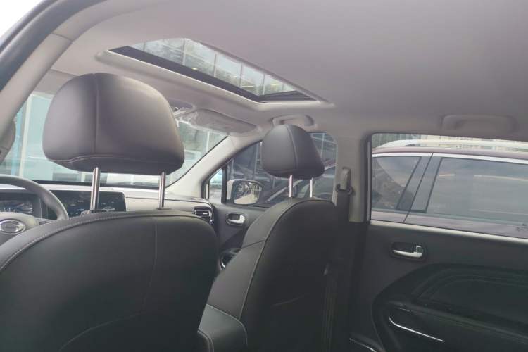 Used GAC Trumpchi GS3 2021 POWER 270T Automatic Luxury Edition Headliner