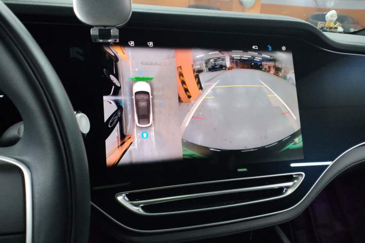 Used Rising R7 2022 High-Performance Advanced Edition