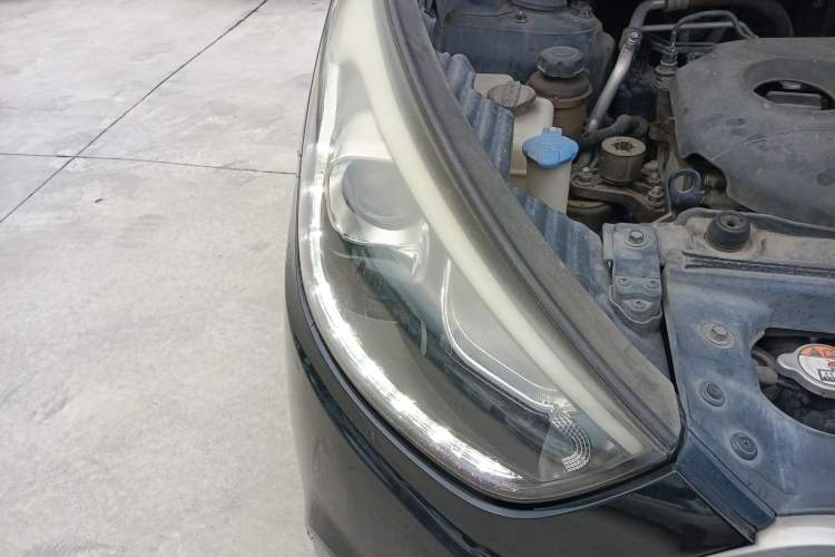 Used Hyundai ix35 2013 2.0L Automatic Two-Wheel Drive Smart GLS China IV Standard