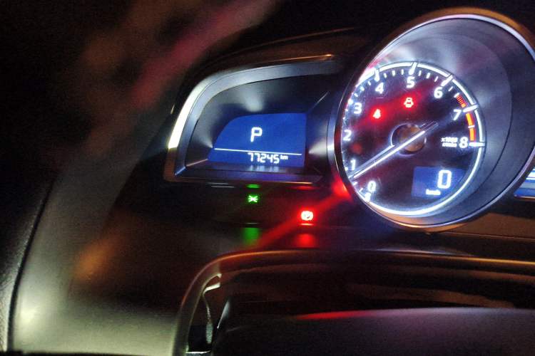 Used Mazda 3 Axela 2017 Hatchback 2.0L Automatic Sport Model China V Emission Standard