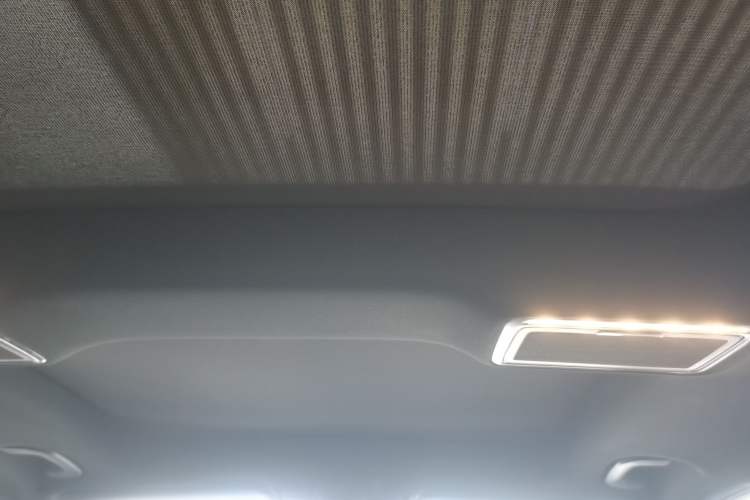 Used Mercedes-Benz GLC 2020 Facelift GLC 260 L 4MATIC Luxury Edition