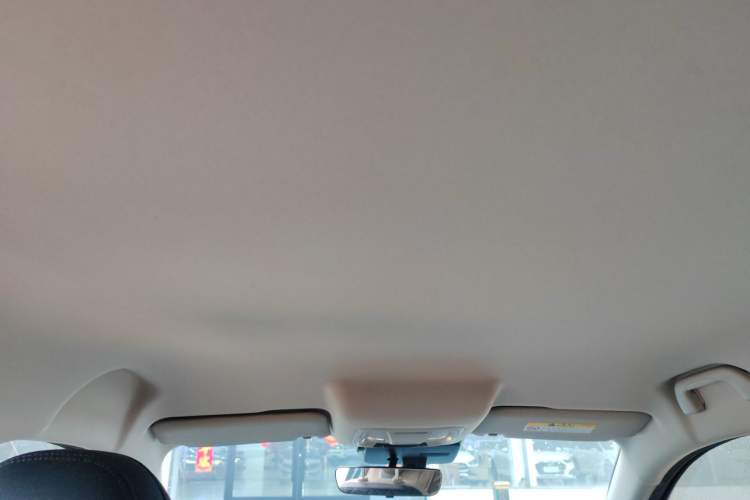 Used ORA Good Cat 2023 401 km Standard Range Luxury Version Lithium Iron Phosphate