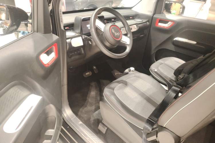 Used Wuling Hongguang MINIEV 2022 GAMEBOY 200km Gaming Edition with Lithium Iron Phosphate Driver Seat