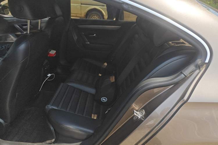 Used Volkswagen FAW-Volkswagen CC 2013 1.8TSI Prestige Model Left Rear Seat