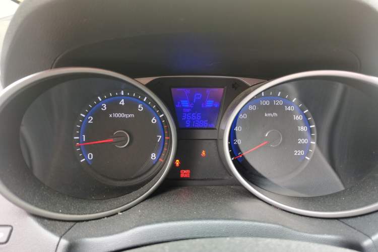 Used Hyundai ix35 2012 2.0L Automatic Two-Wheel Drive Elite Edition GLS
