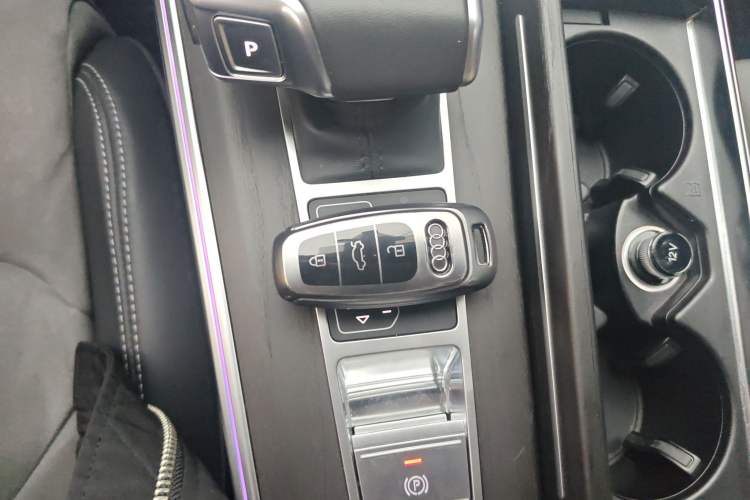 Used Audi A6L 2024 45 TFSI quattro Prestige Dynamic Edition
