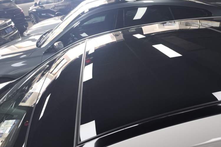 Used Mercedes-Benz E-Class New Energy 2023 E 350 e L Plug-in Hybrid Sports Sedan