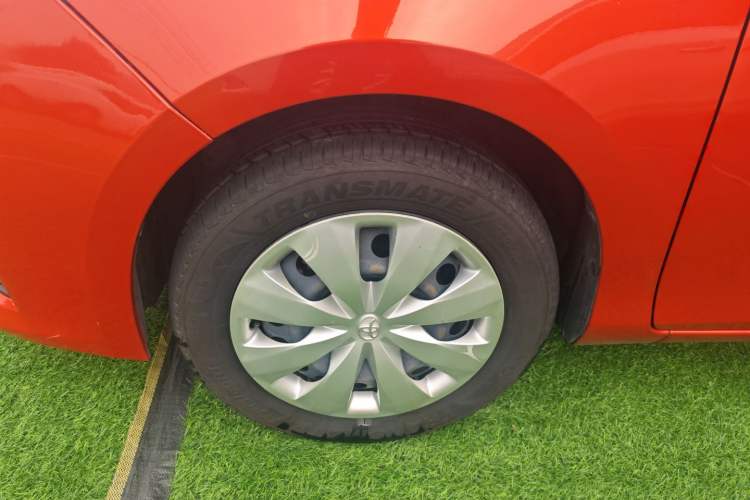 Used Toyota YARiS L Zhi Xuan 2015 1.5E Automatic Charm Edition Left Front Wheel Hub