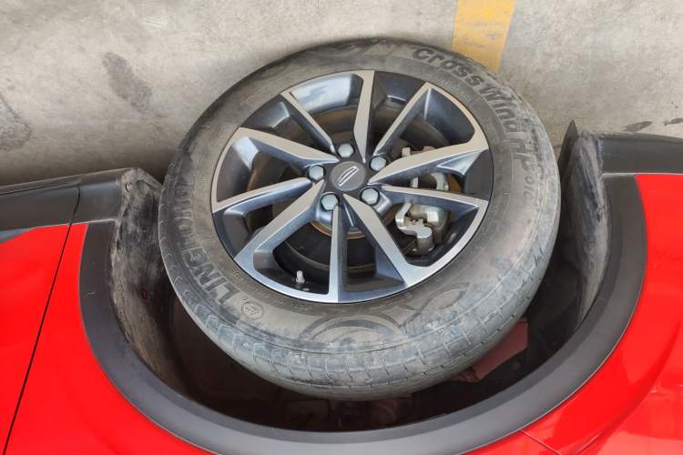 Used Geely Auto Coolray 2020 Facelift 240T DCT Hunter
