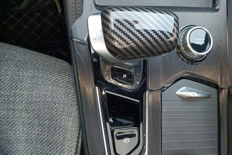 Used Geely Auto Monjaro L 2024 2.0TD High-Power Automatic Two-Wheel Drive Yunqi Version