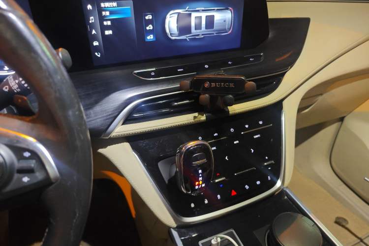 Used Buick GL8 2023 ES Lu Zun Deluxe Model
