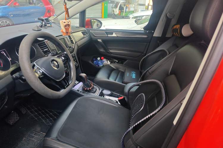 Used Volkswagen Golf Sportsvan 2016 280TSI Automatic Luxury Model