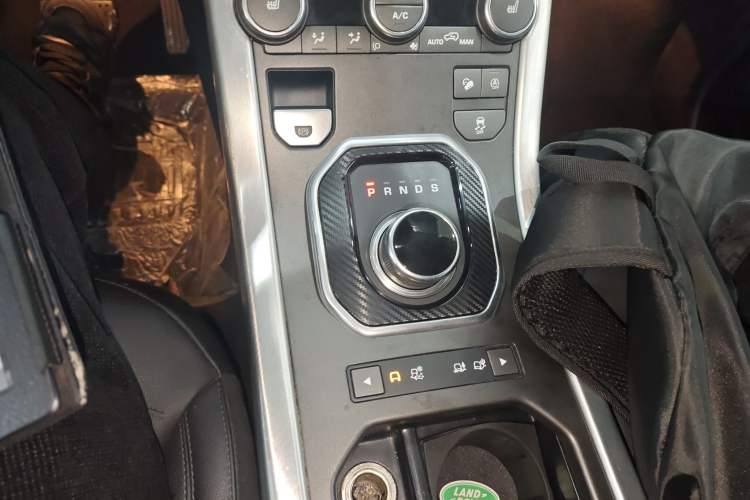 Used Land Rover Range Rover Evoque 2018 240PS PURE Style Edition
