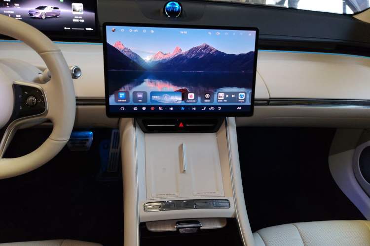 Used Hima Luxeed S7 2024 Ultra Four-Wheel Drive Flagship Edition
