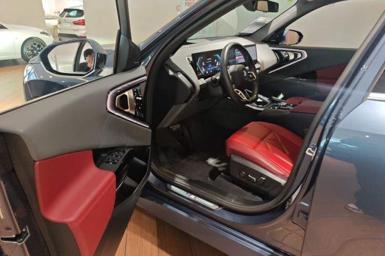 Used BMW X3 2025 xDrive30L Luxury Edition M Sport Package Driver Seat