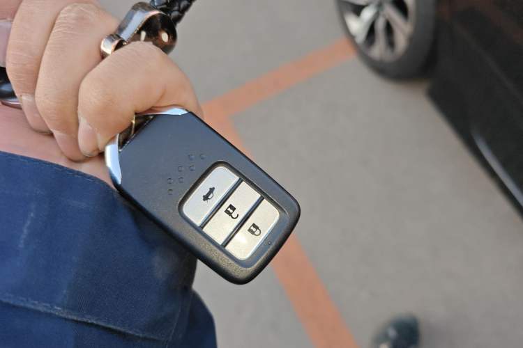 Used Honda Crider 2016 1.8L CVT Leading Edition