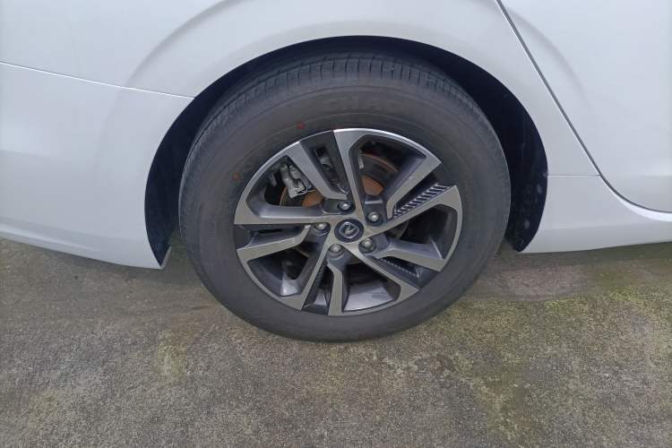 Used CHANGAN Eado 2018 1.6L GDI Manual Fashion Edition Exterior 5