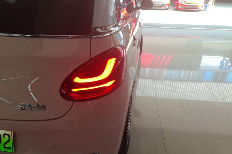 Used Wuling Bingo 2023 410 km Lingxi Deluxe Edition
