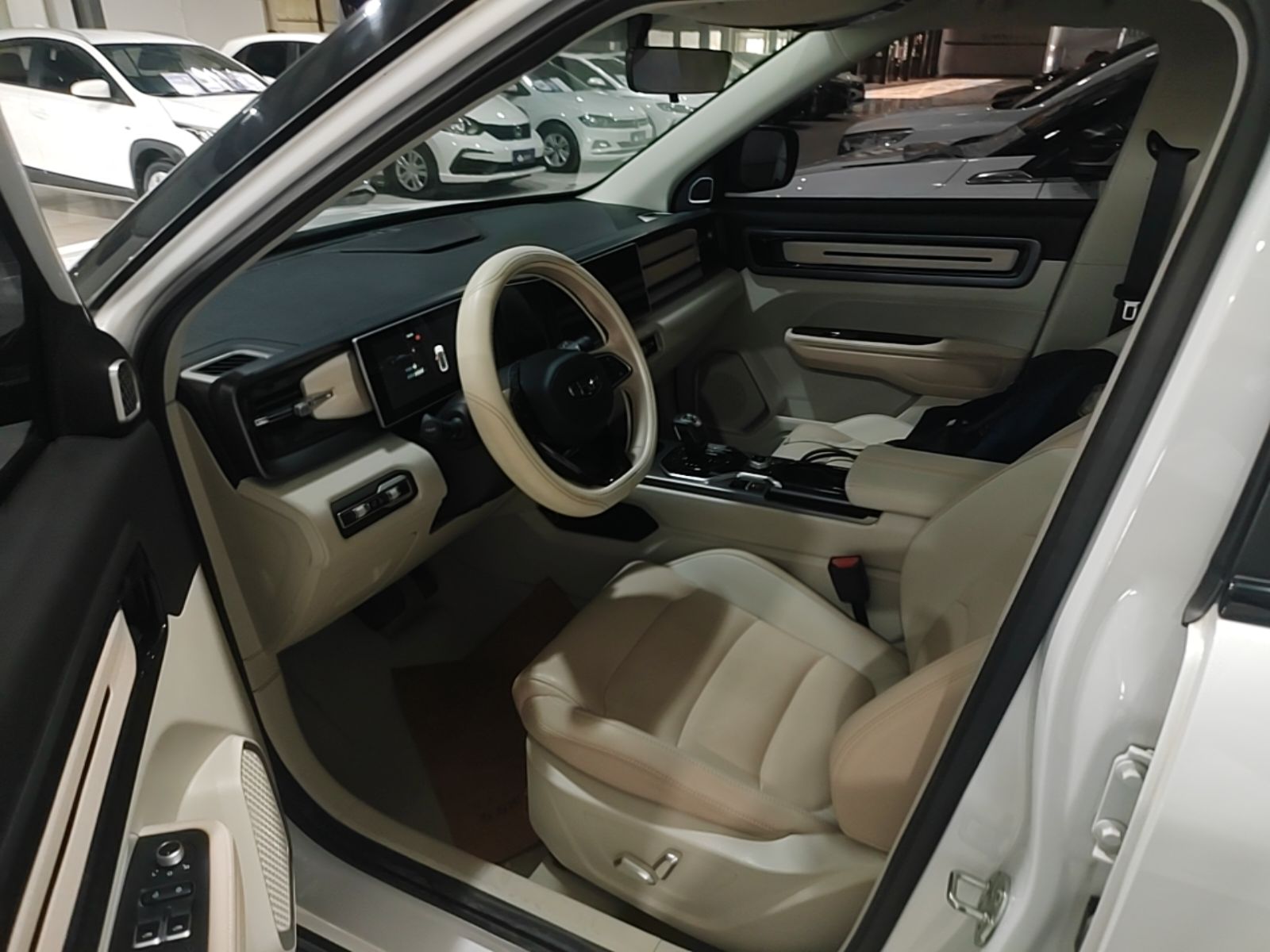 Geely Auto icon 2023 1.5TD Chocolate Smoothie Edition — снимка 18