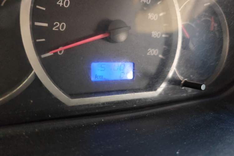 Used Wuling Hongguang 2010 1.4L Comfort Version Odometer Close Up