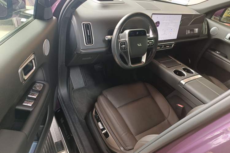 Used Li Auto L9 2022 Max model