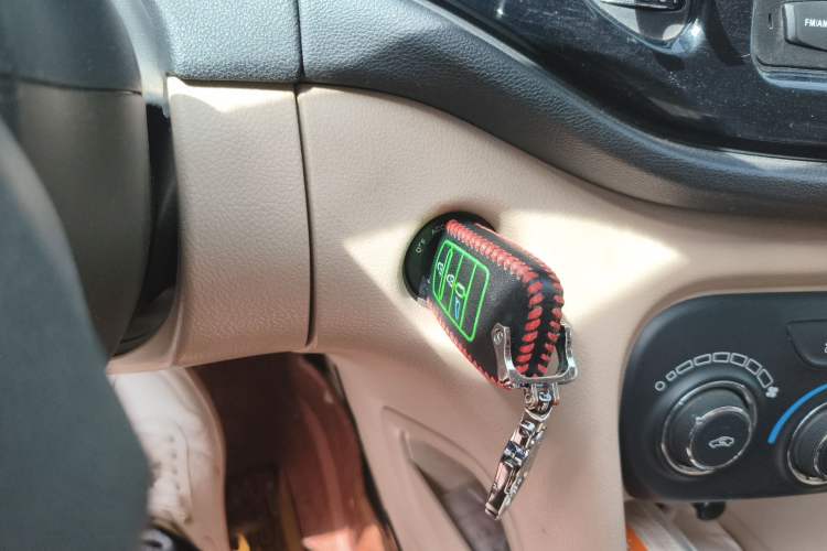 Used Fiat Viaggio 2012 1.4T Automatic Jingxiang Edition Vehicle Key