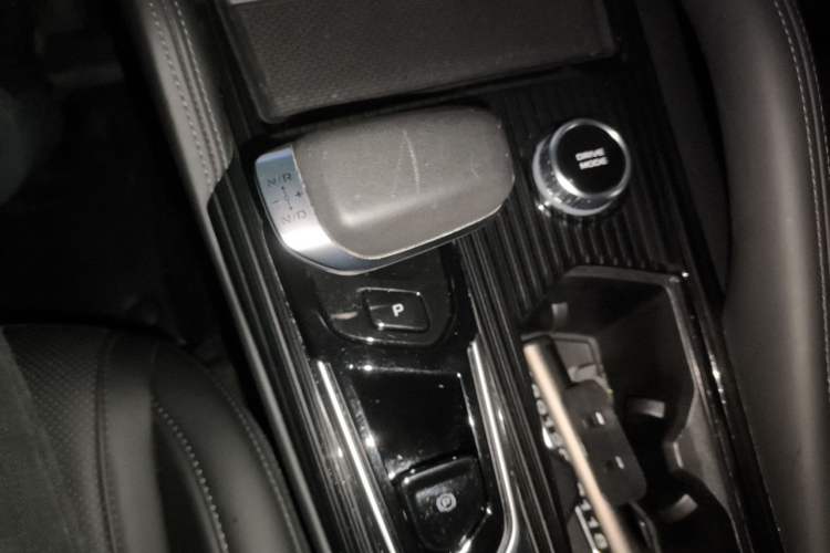 Used Geely Auto Monjaro L 2023 2.0TD High-Power Automatic Two-Wheel Drive Flagship Version
